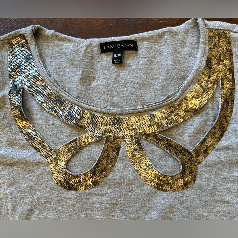 Lovely Lane Bryant Sequined Collar Tshirt 18/20